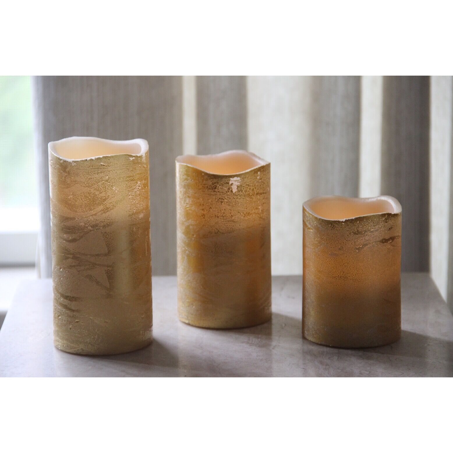 Thumbnail image for62030005GD SET OF 3 CHAMPAGNE METALLIC WAX FLAMELESS CANDLE : 