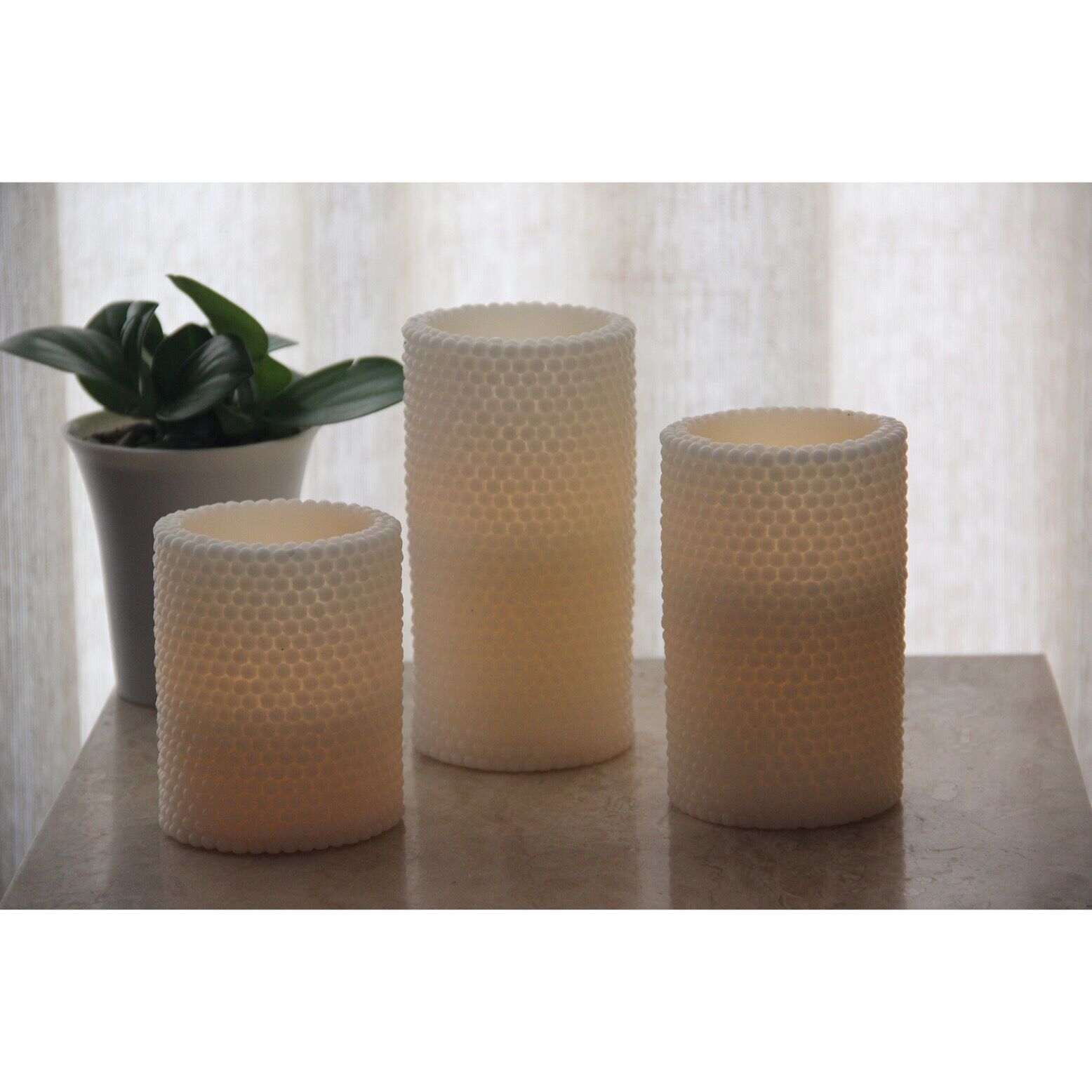 Thumbnail image for62030031 SET OF 3 GRAIN RELIEF CANDLES: 