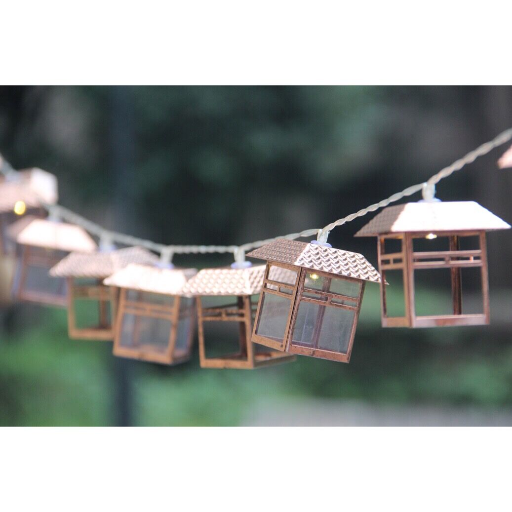 Thumbnail image for960082 10 LEDS METAL HOUSE STRING LIGHTS: 