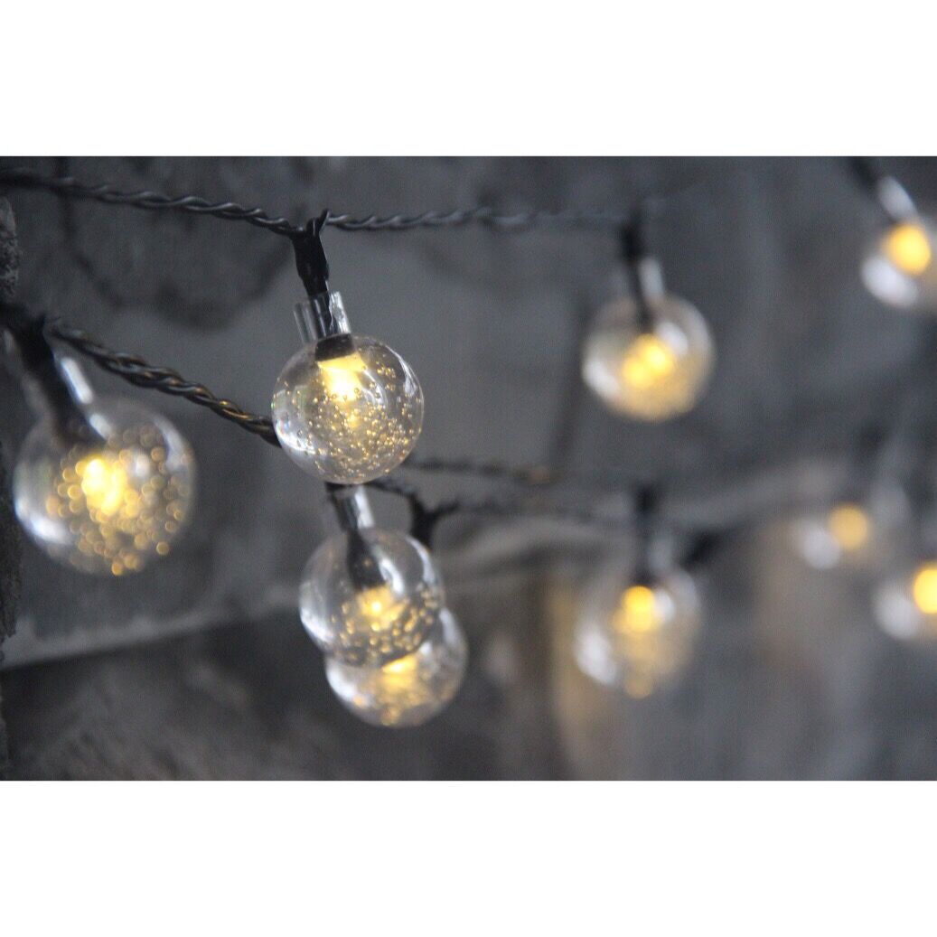 Thumbnail image for960106 50 LEDS PLASTIC BALL SOLAR STRING LIGHTS: 