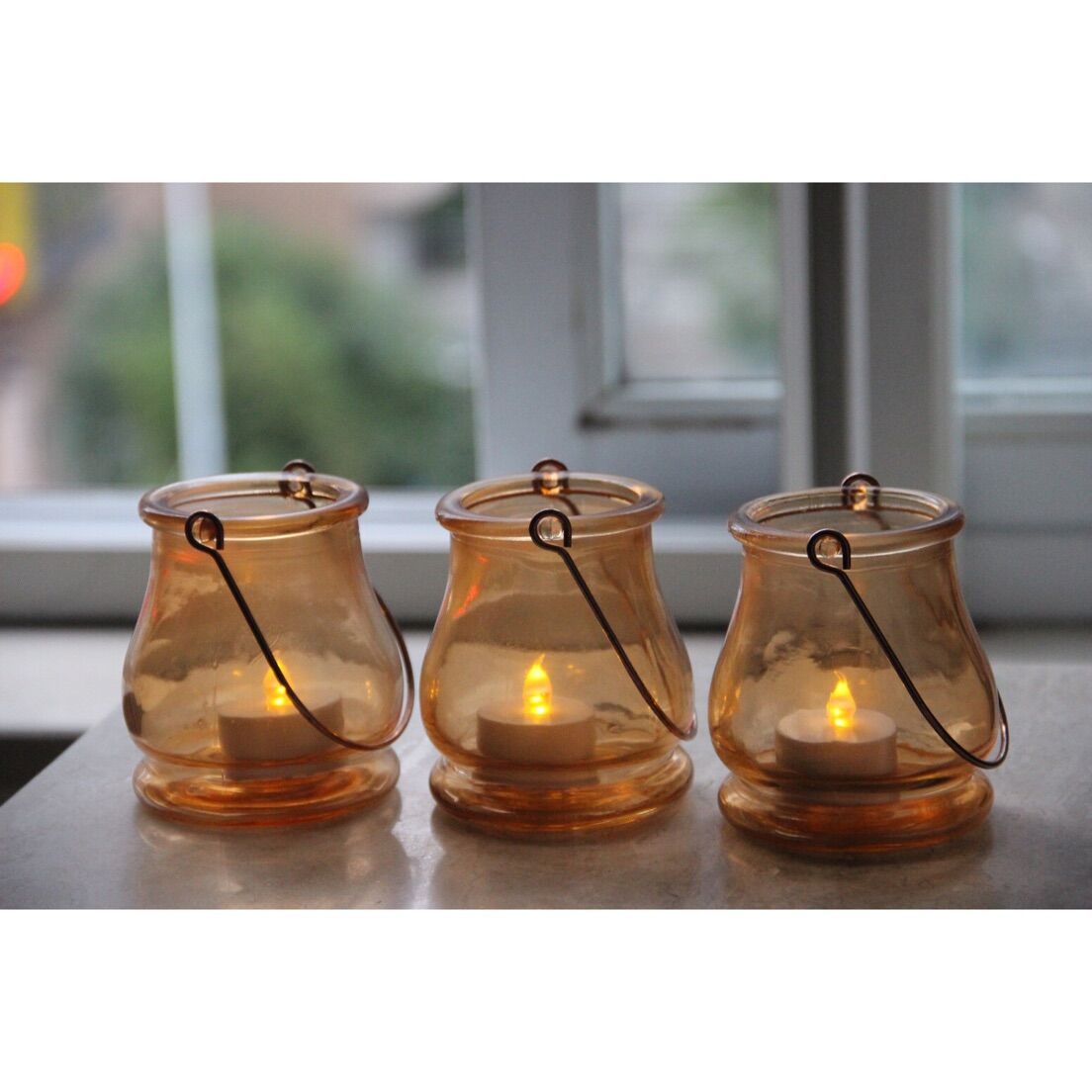 Thumbnail image for950043 CRANBERRY GLASS JAR WITH TEA LIGHT: 