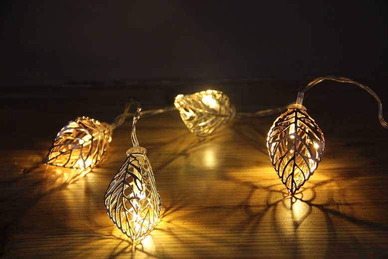 Thumbnail image for960160 10 LED METAL LEAVES STRING LIGHT: 