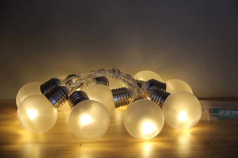 Thumbnail image for960167 10 LED PLASTIC BULB STRING LIGHT: 